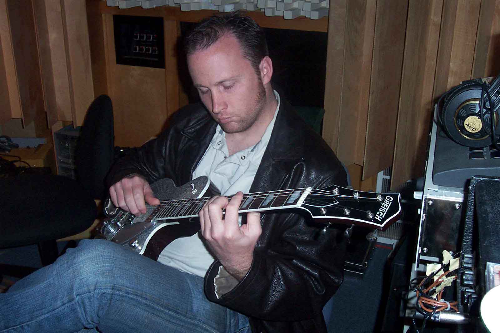 bradinstudioweb.jpg
